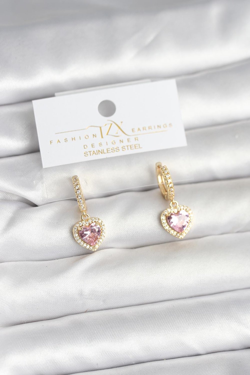 Pirinç Gold Pembe Renk Zirkon Taşlı Kalp Model Kadın Küpe