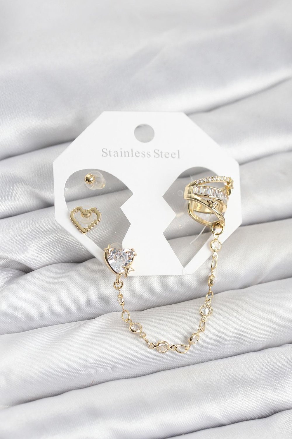 Pirinç Gold Renk Kalp Model Zincir Bağlantılı Ear Cuff Küpe Seti