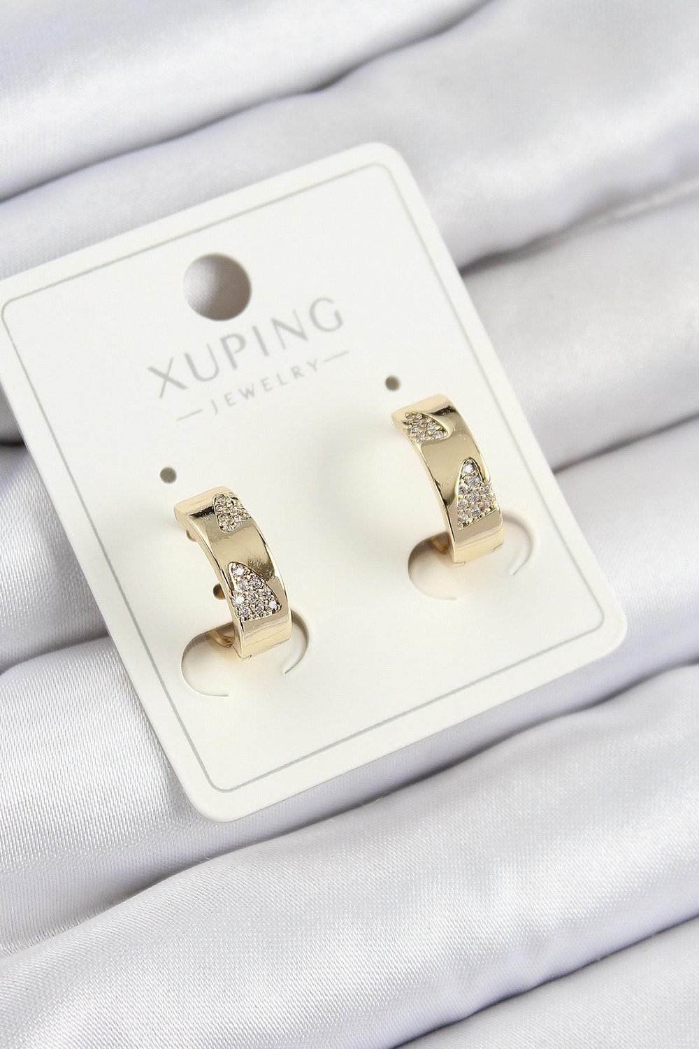 Xuping Zirkon Taşlı Desenli Halka Model Gold Renk Kadın Küpe