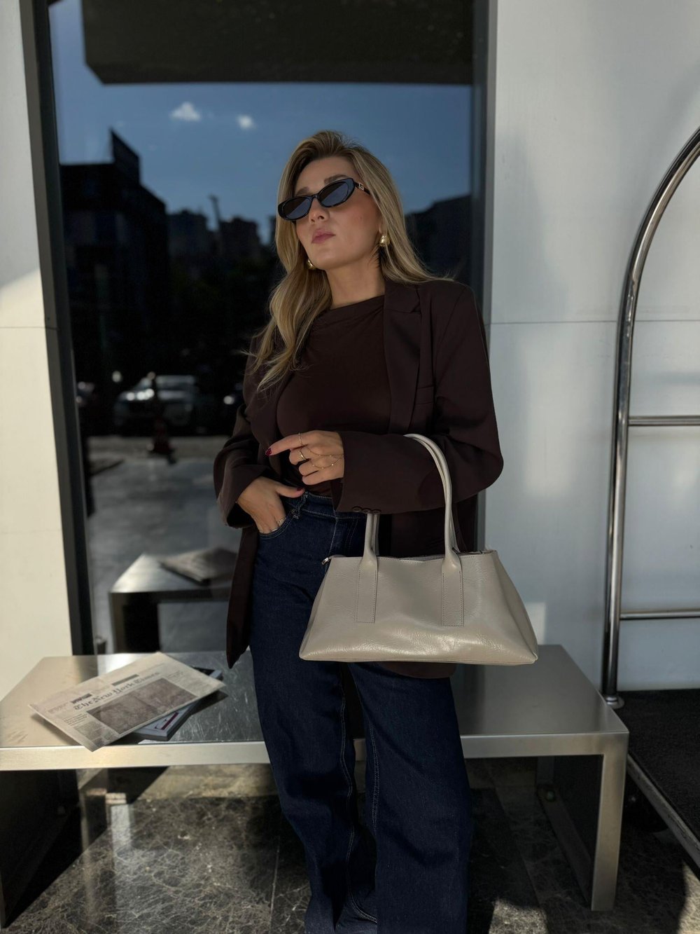 Krem Marka Model Baget Çanta