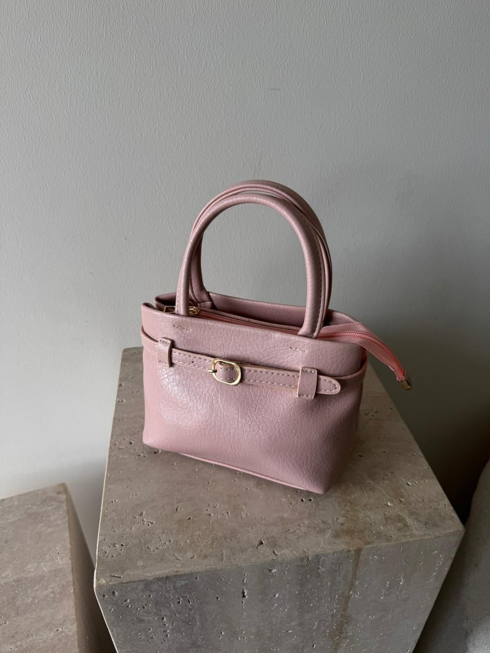 Pembe Mini Manu Çapraz Askılı Çanta
