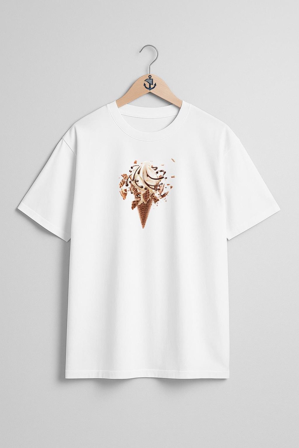 oversize-ice-cream-with-chocolate-driz-4-892a.jpg