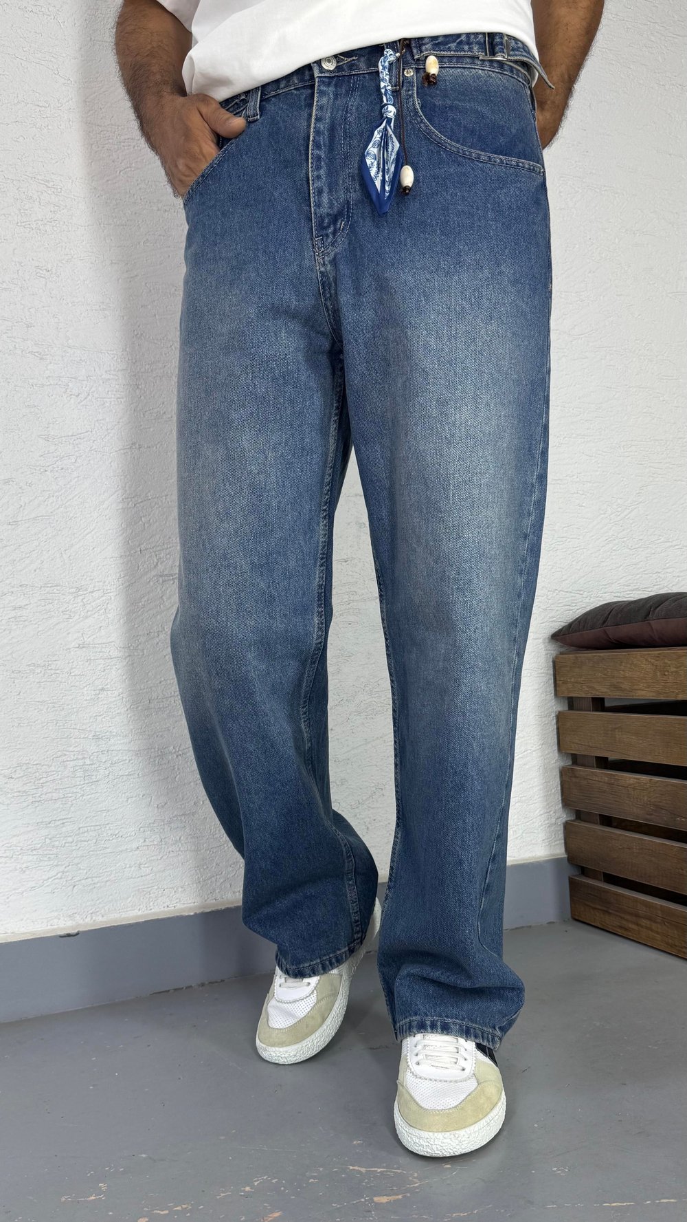 Yıkamalı Aksesuar Detaylı Baggy Denim
