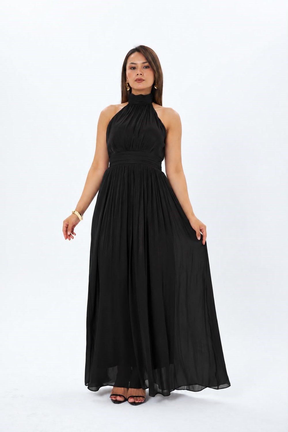 4128- Siyah Halter Yaka Piliseli Maxi Elbise