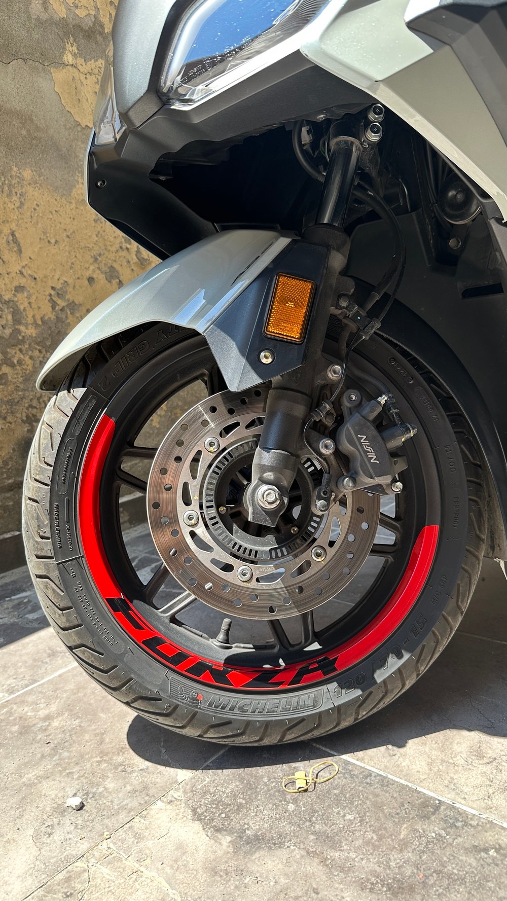 HONDA FORZA YARIM JANT KAPLAMA FORZA YAZILI ETİKET STICKER MODELİ