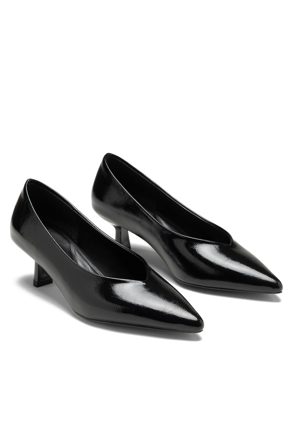 Kadın Parlak Siyah Kırışık Dokulu Sivri Burun Kısa Topuk Konforlu Günlük Stiletto