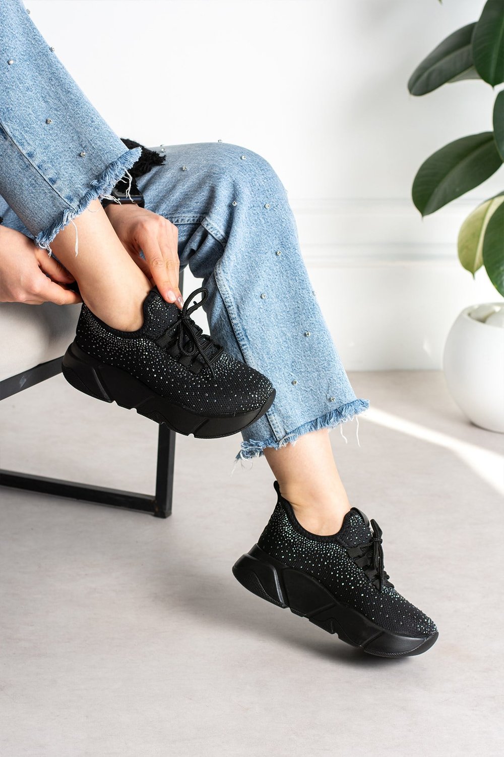 Siyah-Siyah Işıltılı Taş Detaylı - Günlük Kadın Sneaker Bağcıklı Triko Esnek Hafif Ve Kalın Spor Ayakkabı