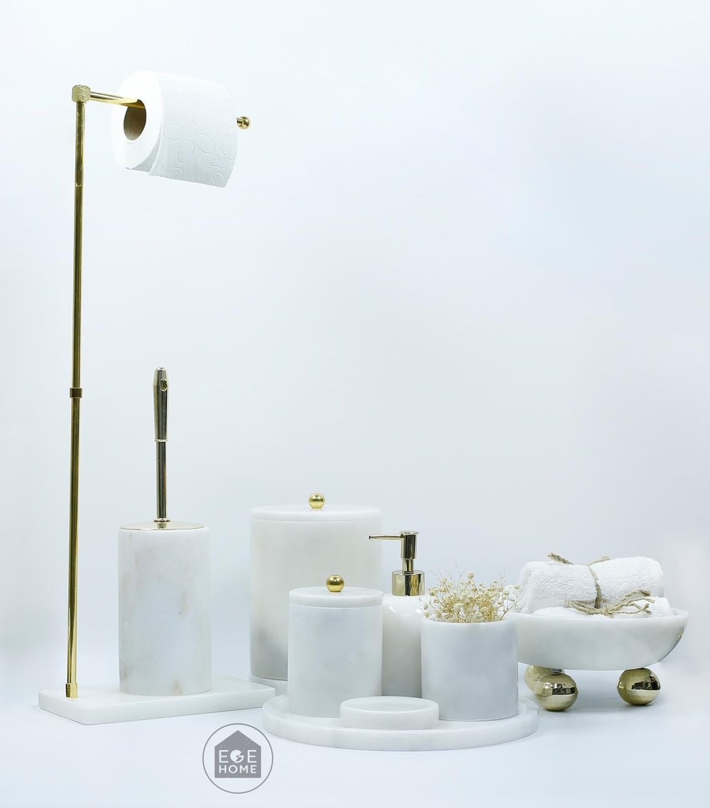 DEKORAFİT BEYAZ MERMER 7 PARÇA BANYO SETİ WC HAVLULUK-KASE GOLD TOP