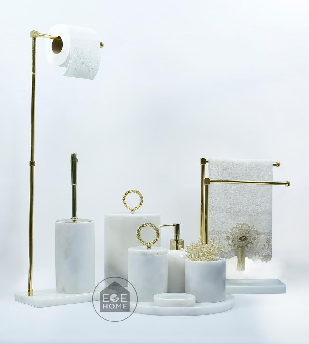 DEKORAFİT BEYAZ MERMER 7 PARÇA BANYO SETİ  WC HAVLULUK- İKİLİ HAVLULUK GOLD HALKA