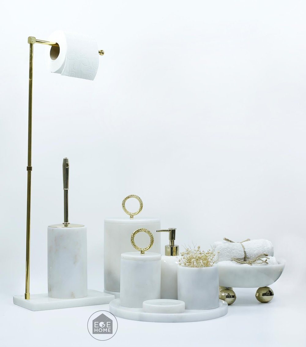 DEKORAFİT BEYAZ MERMER 7 PARÇA BANYO SETİ WC HAVLULUK-KASE GOLD HALKA