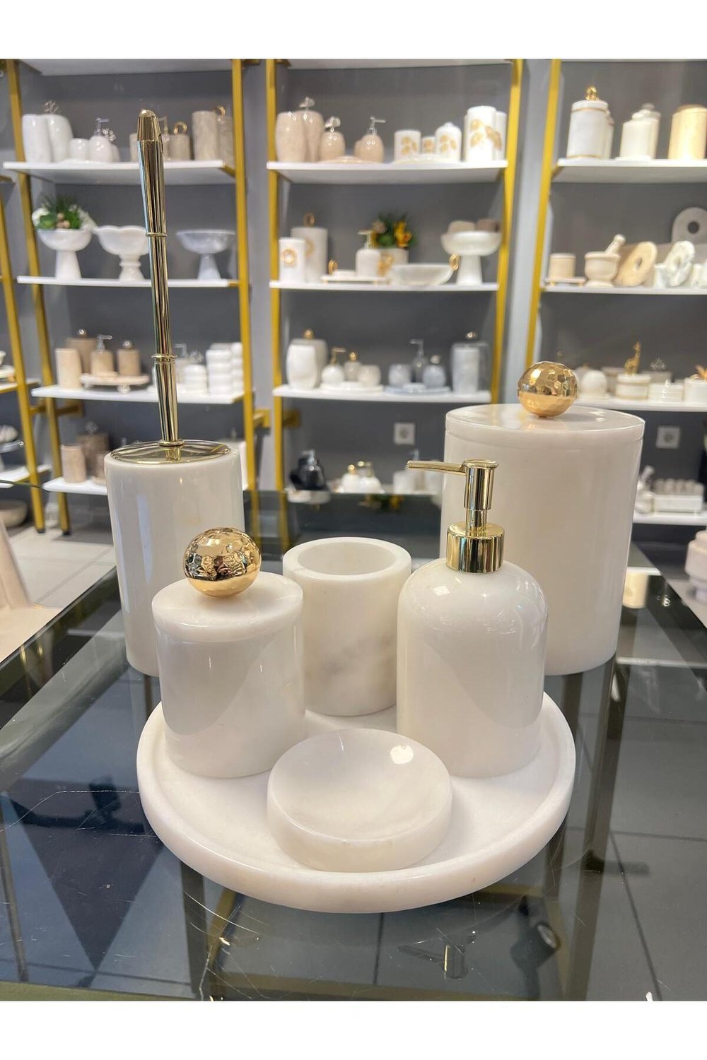 KOPYA - Dekoratif Mermer Banyo Seti Takımı 7 Li Buyuk Disko Top Pirinç Detaylı Tasarım Set