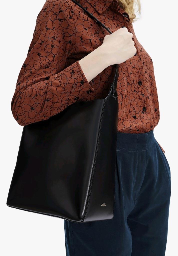 A.P.C. Virginie Bag Black