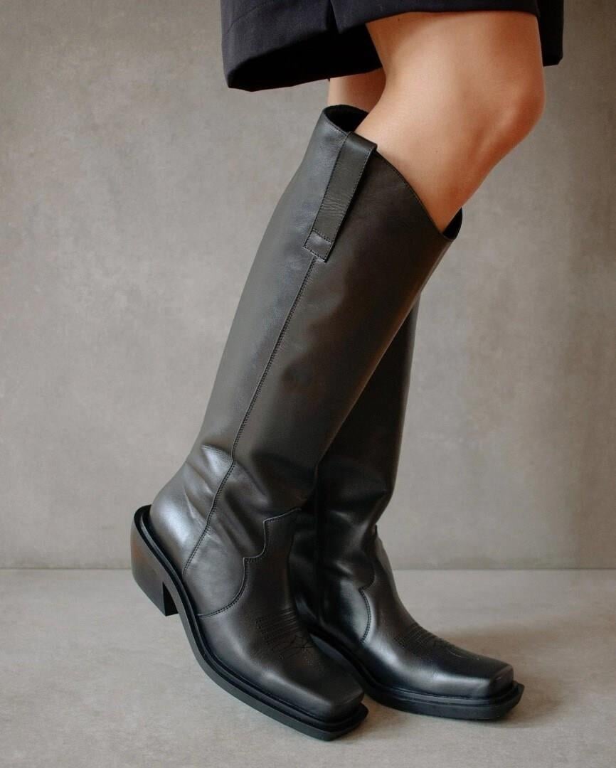 Alohas Cattle Black Tall Boots