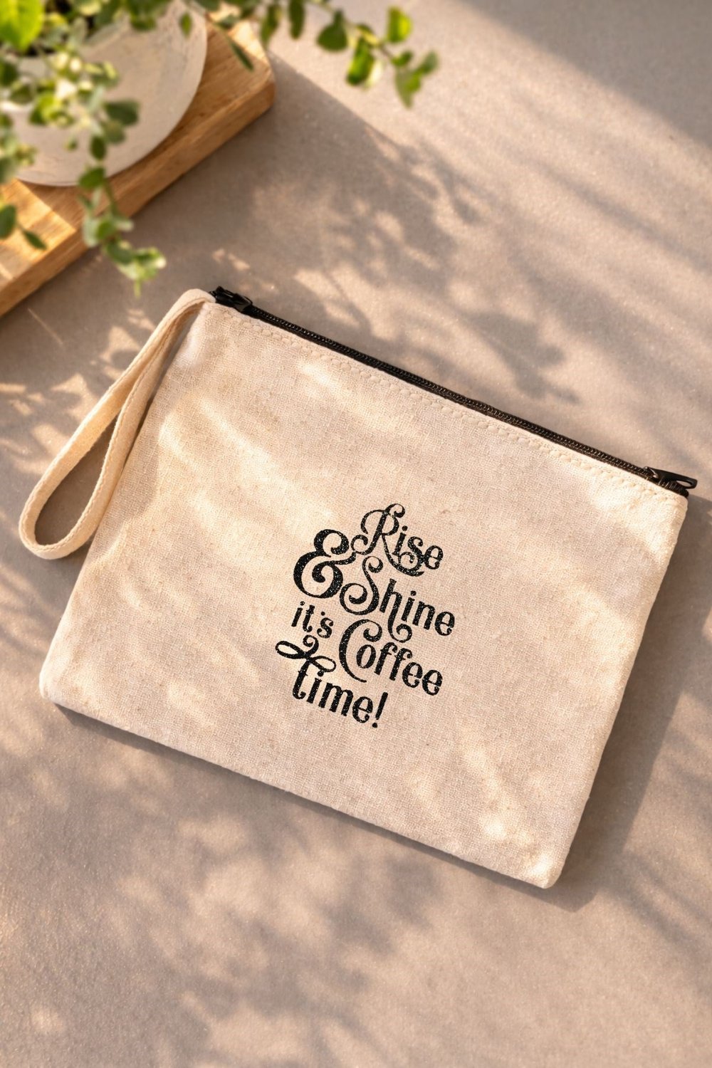 Rise & Shine It's Coffee Time Bez Makyaj Çantası – Kahve Temalı Fermuarlı Bez Organizer