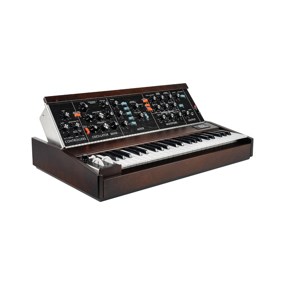 Minimoog Model D