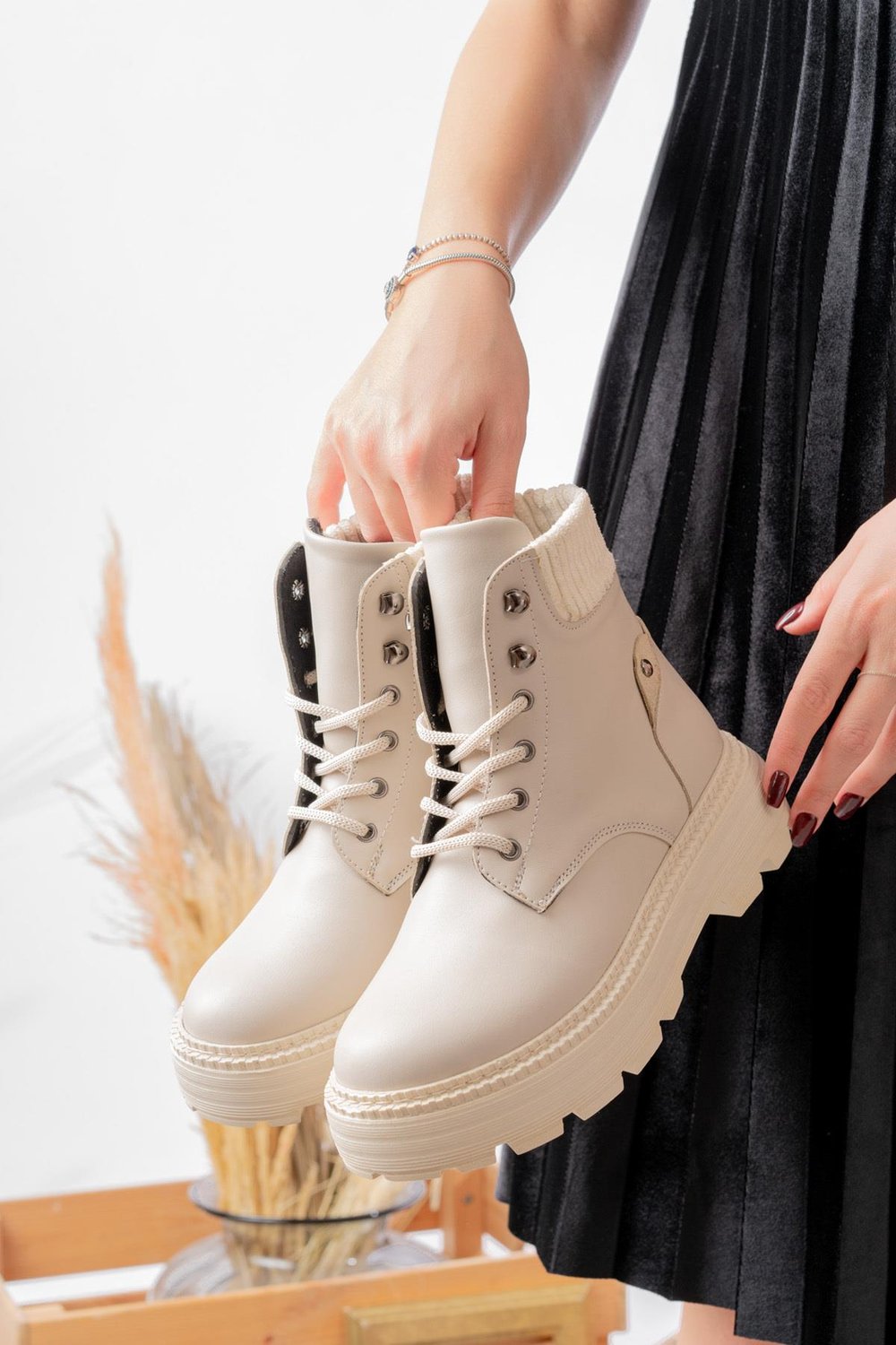 bot Bot & Bootie