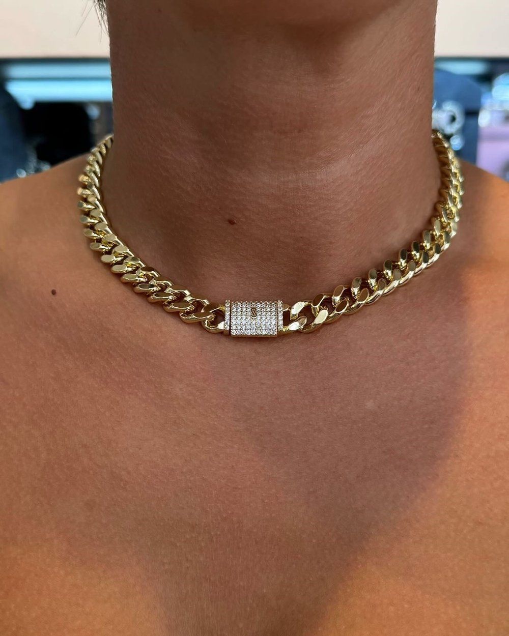 14K Altın Kaplama Kutu Kilitli Gurmet Kolye