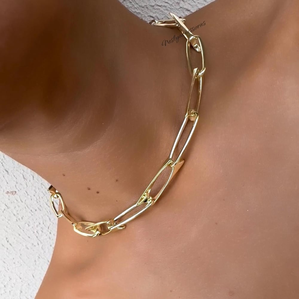 Gold Lightning Chain – Şimşek Form Zincir Kolye