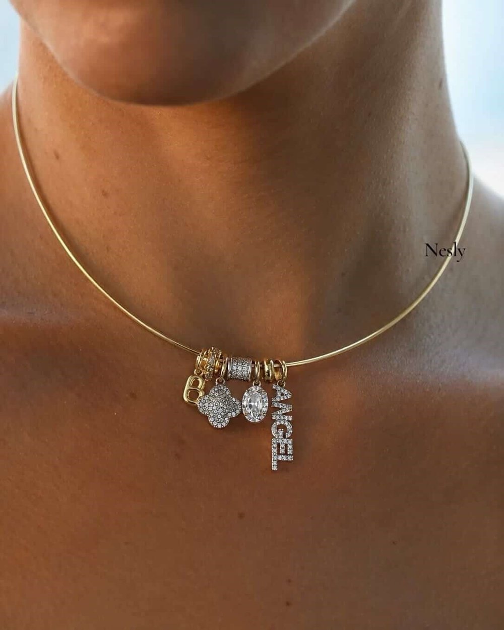 Angel Charmlı Tel Choker Kolye