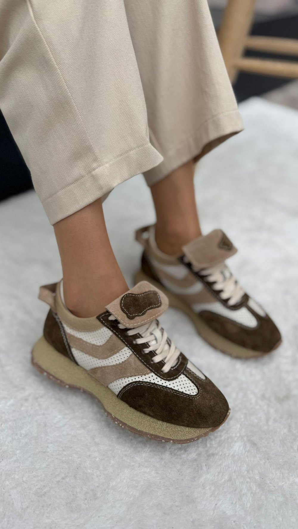 Nubuk Detaylı Özel Seri %100 Hakiki Deri Kadın Sneakers Haki