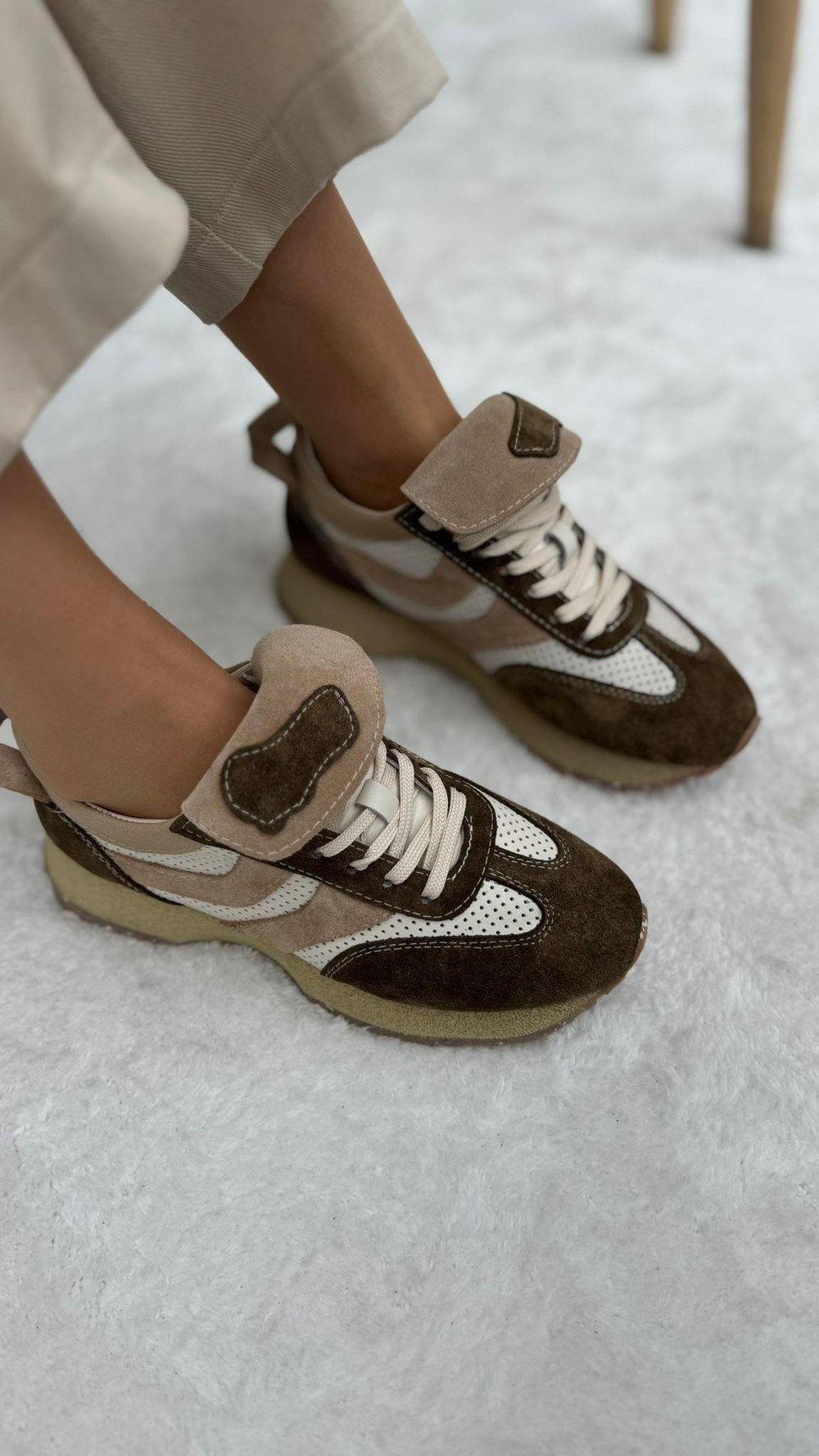 Nubuk Detaylı Özel Seri %100 Hakiki Deri Kadın Sneakers Haki