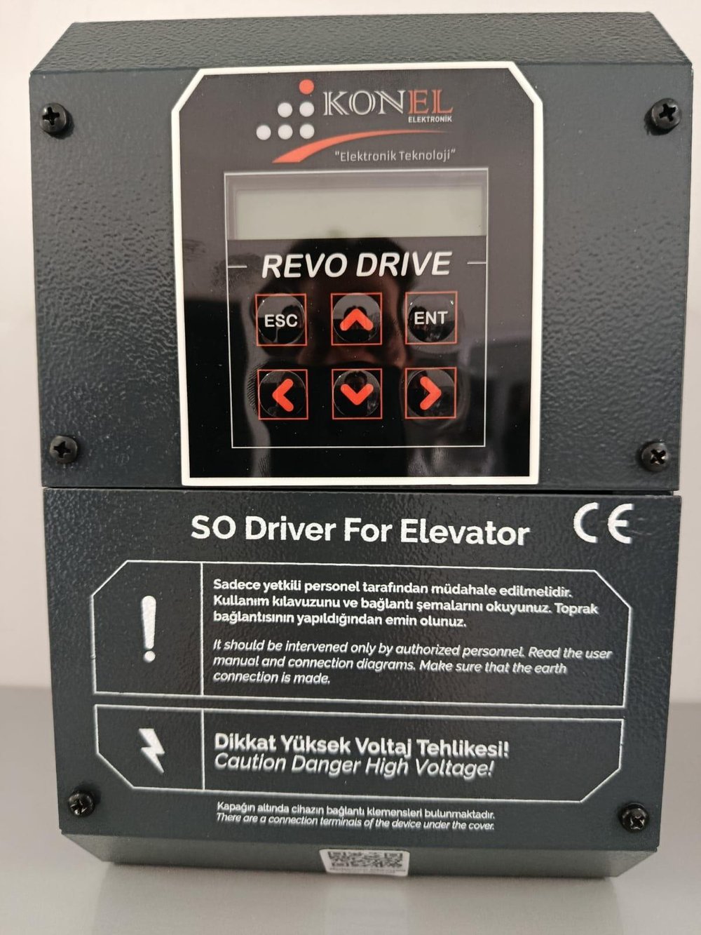KNL-102 Revo Drıver 7,5Kw Dişlili ve Dişlisiz  Asansör Sürücüsü  KONEL Marka 