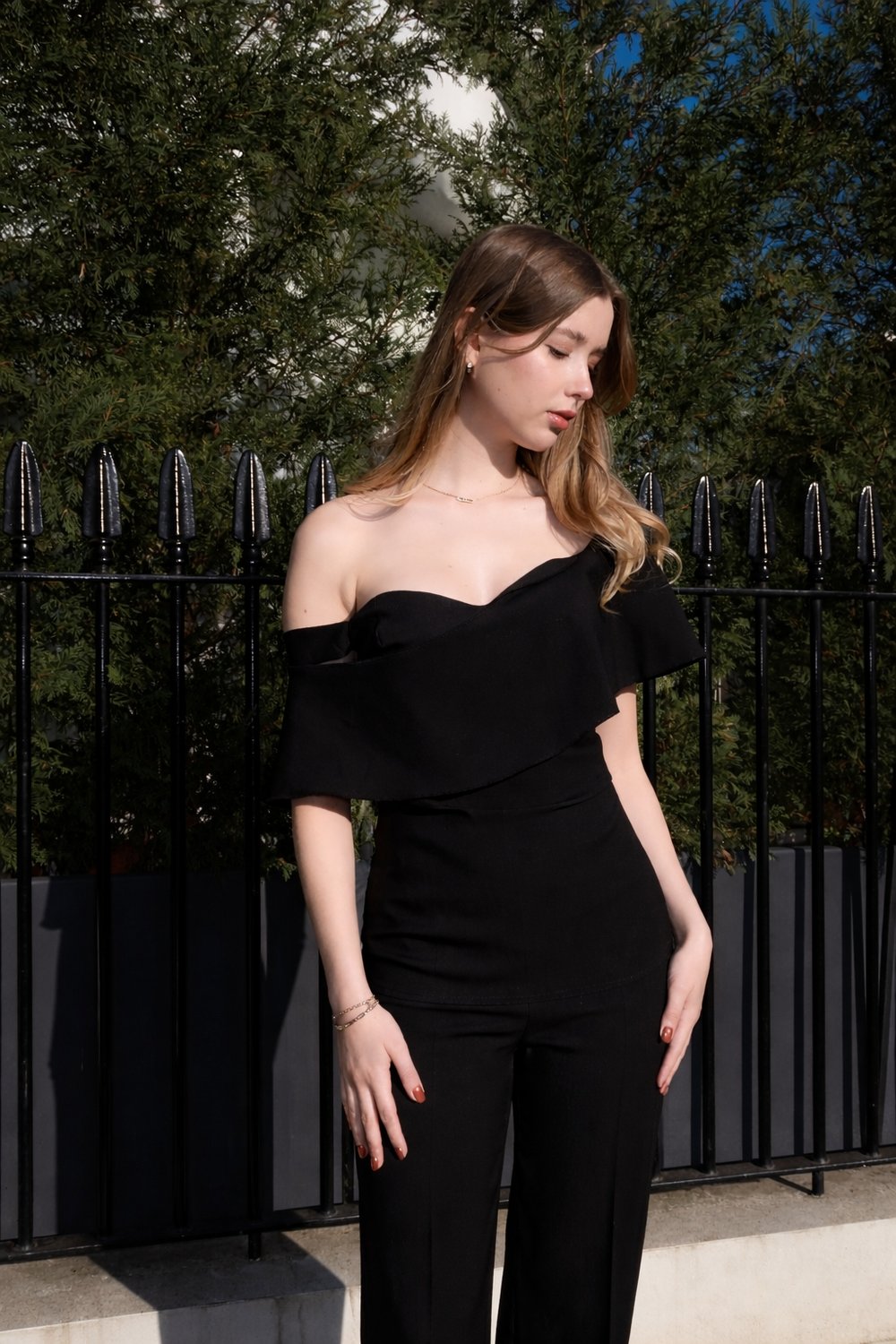 BLACK ASYMMETRICAL TOP