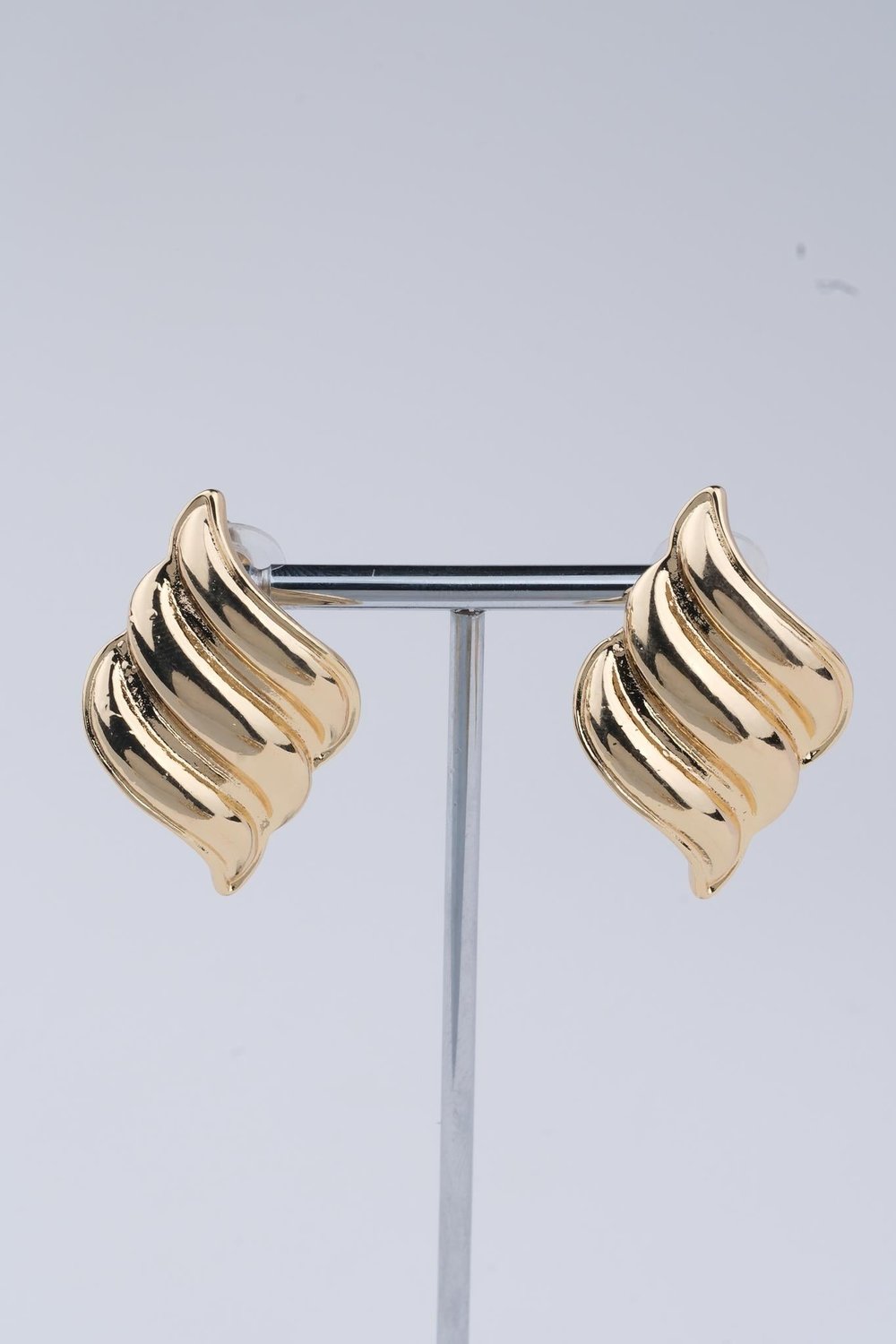 Gold Renk Çelik Küpe / Model 131