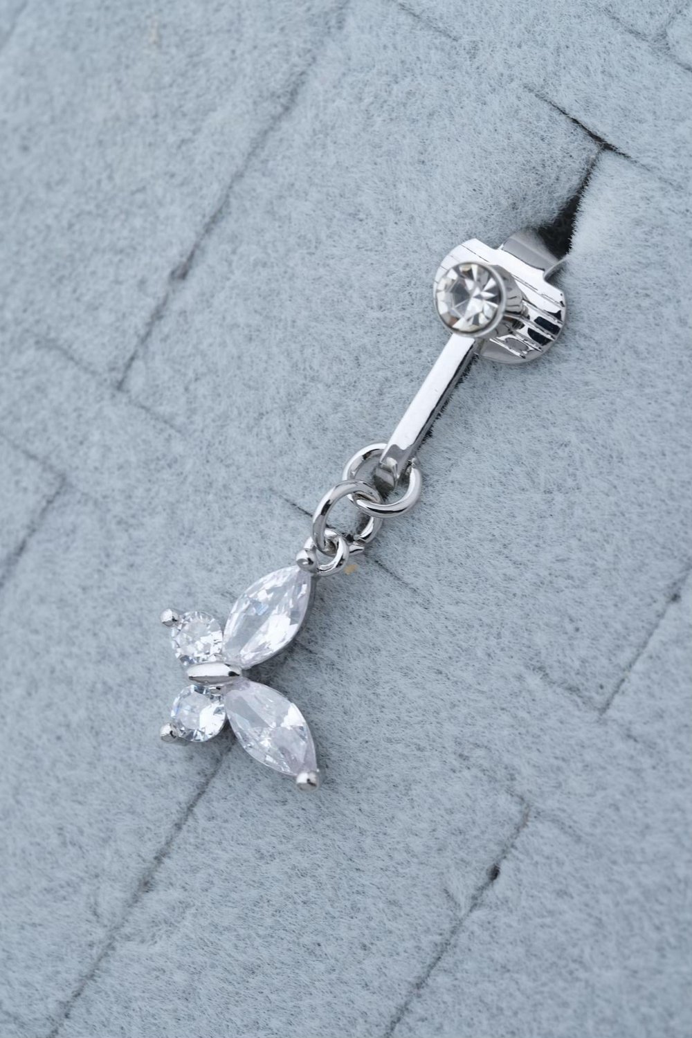 Kıstırmalı Göbek Piercing / Model 102