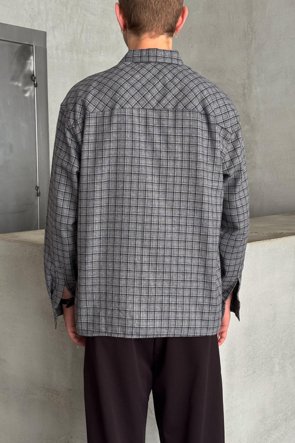 Erkek Oversize Kesim Kareli Gömlek Gri