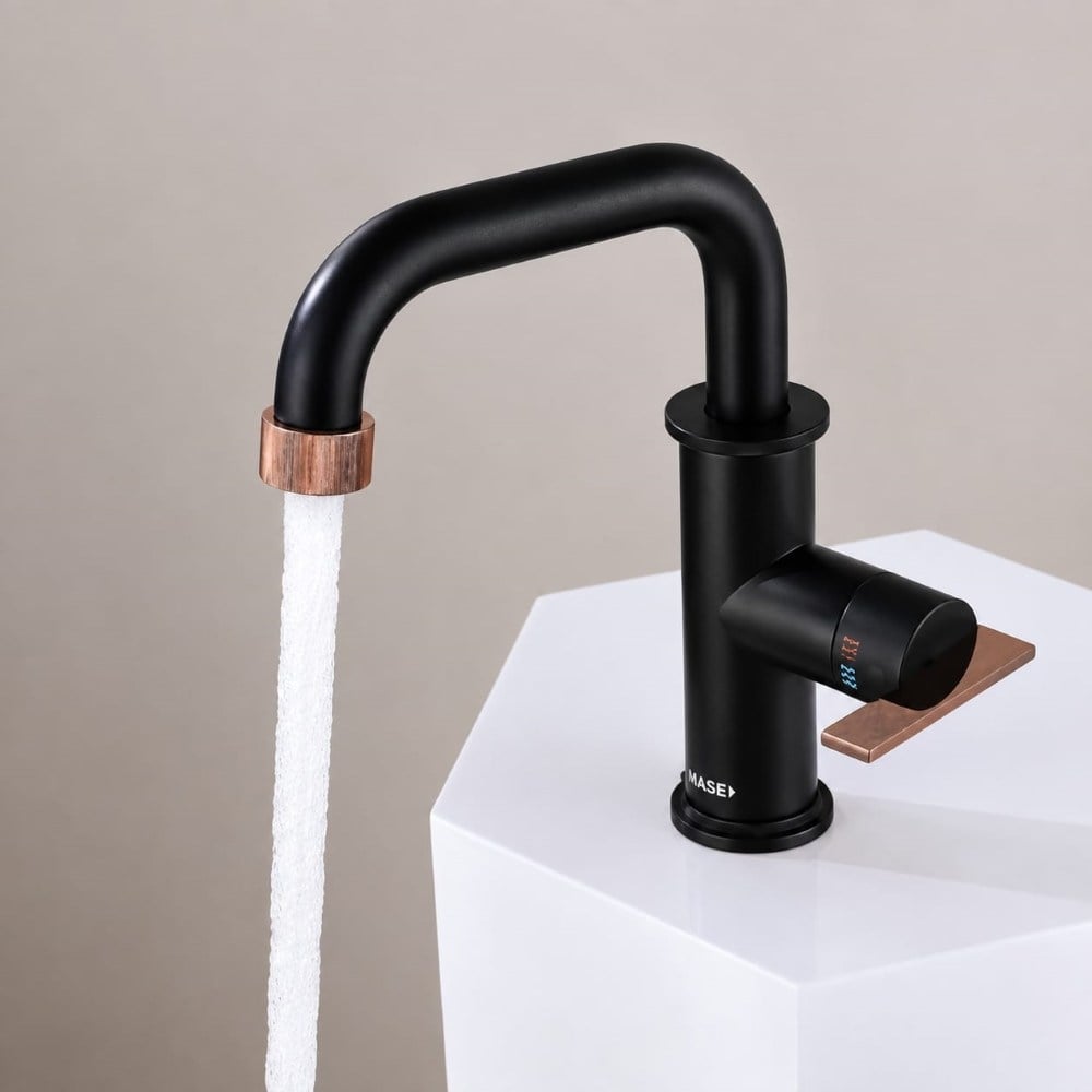 Wing Mat Siyah - Bakır / Rose Gold Çift Renkli Lavabo BataryasıWing Lavabo Bataryası Matt Black & Rose Gold | Premium Tasarım Banyo BataryasıArmatür&BataryaMase ModeLBMS0031DUŞHOMEWing Mat Siyah - Bakır / Rose Gold Çift Renkli Lavabo Bataryası
