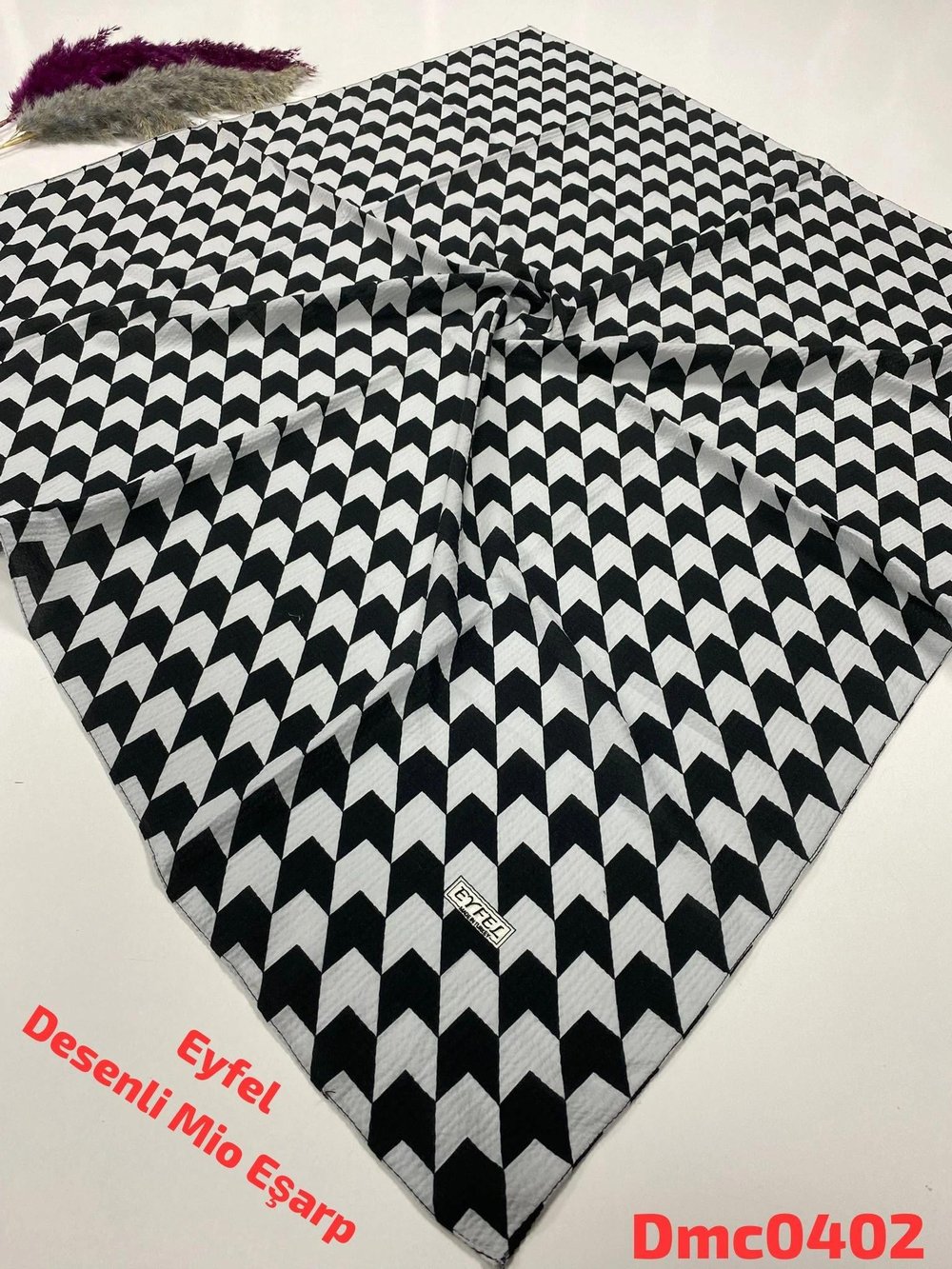 S-50 Eyfel Desenli Mio Eşarp