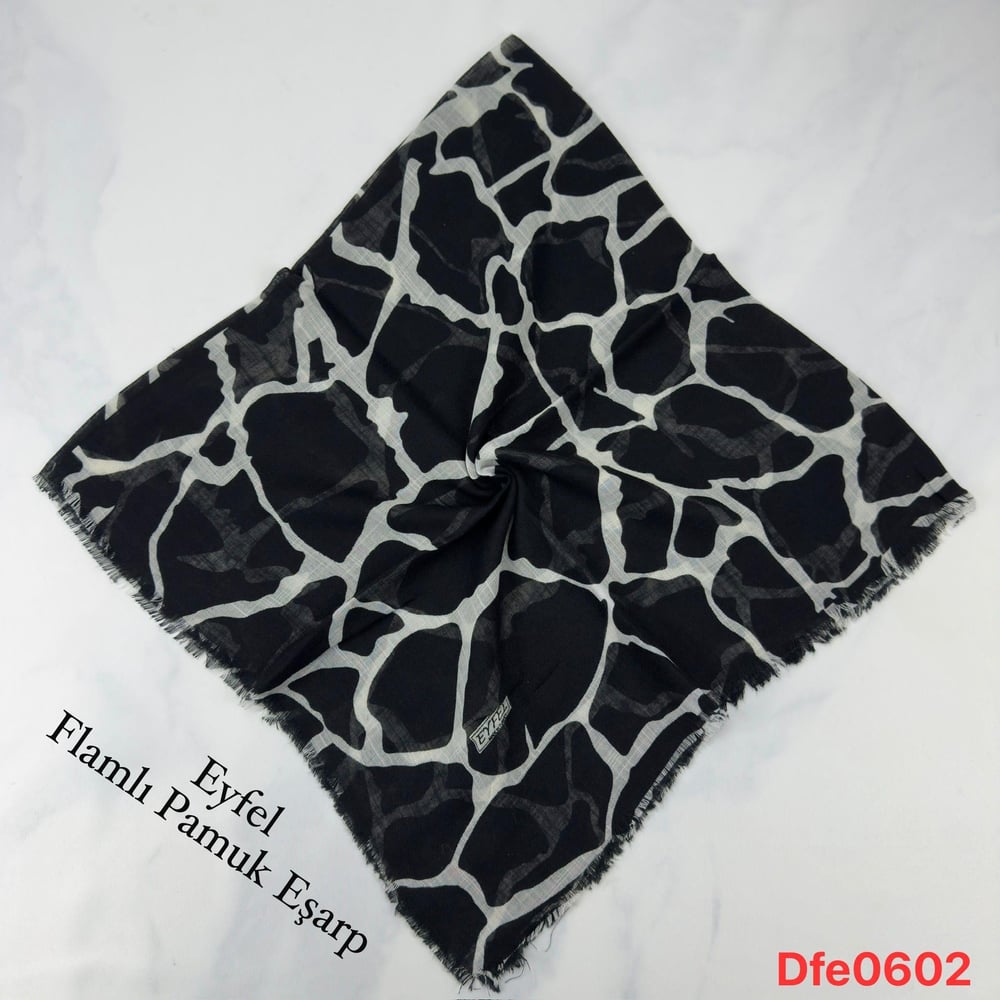 Y-102 Eyfel Flamlı Pamuk Eşarp
