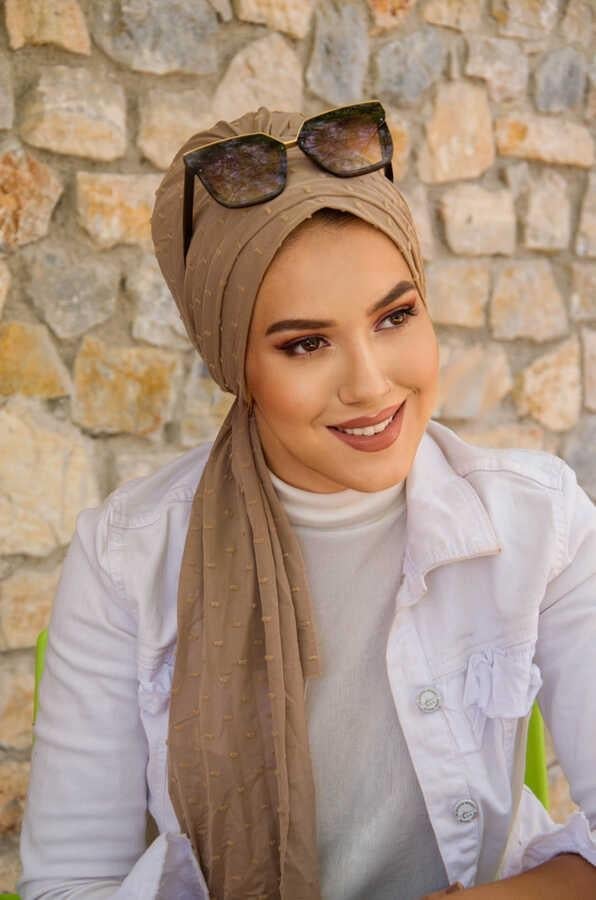 Bej Ponpon Atkılı Tesettür Bone