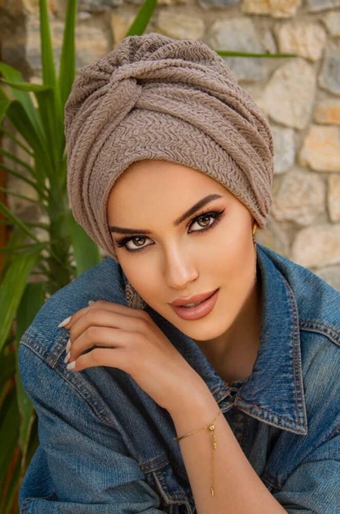 Taş Rengi Burgu Detaylı Düğüm Bone