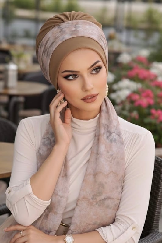 Bej Ebruli Desen Fularlı Bone