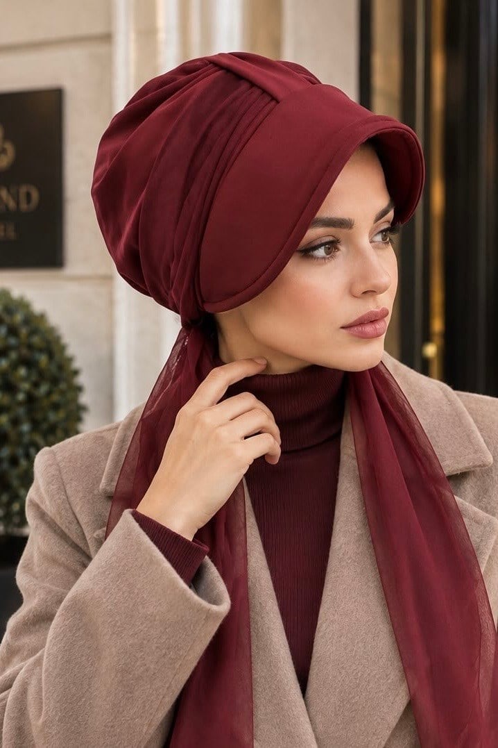 Bordo Fularlı Şapka Bone