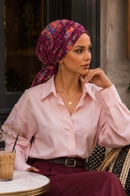 Mürdüm Vişne Çiçek Desen Tokalı Bone