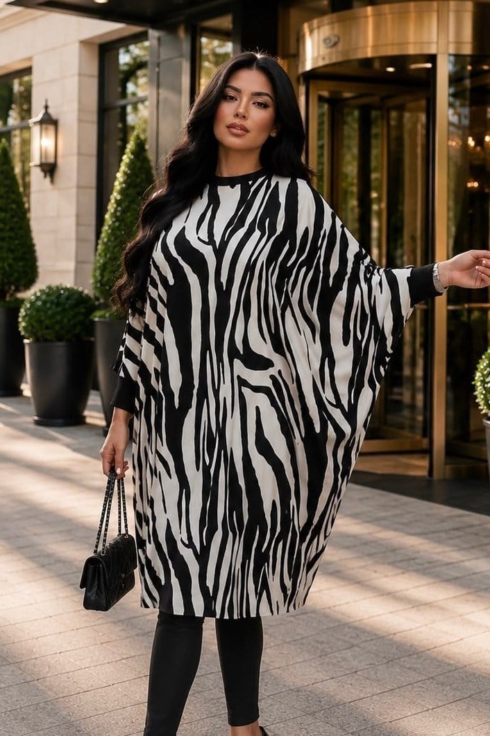 Siyah Zebra Oversize Tesettür Tunik
