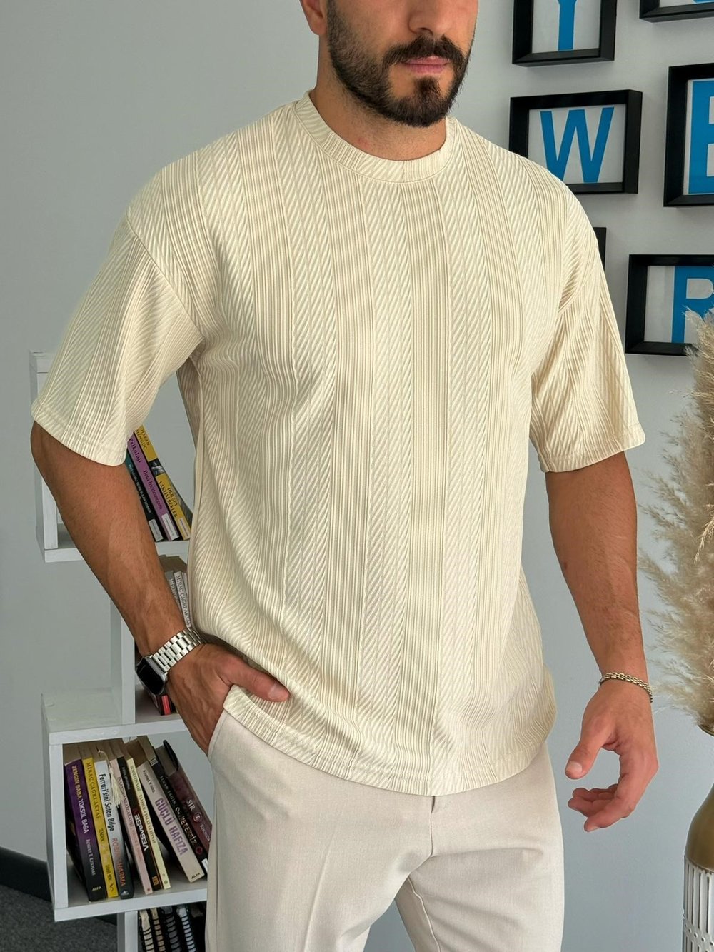 Beyaz Kalın Çizgili Yarım Oversize T-Shirt