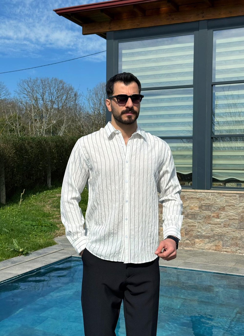 Beyaz Premium Yazlık İnce Çizgili Gömlek
