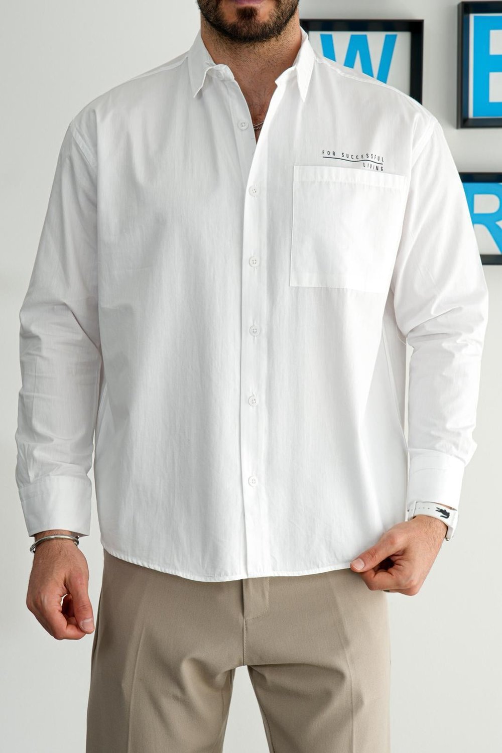 Beyaz Yazlık Oversize Baskılı Cepli Gömlek