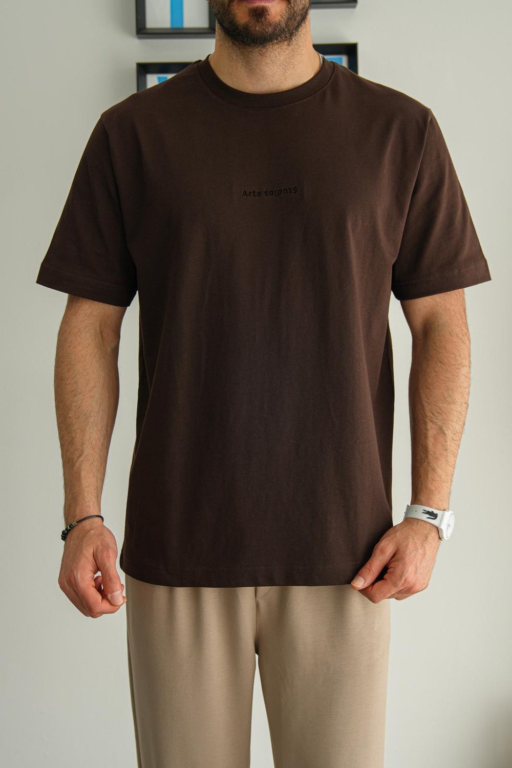 Kahverengi Yazlık Minimal Nakışlı Premium Basic T-Shirt