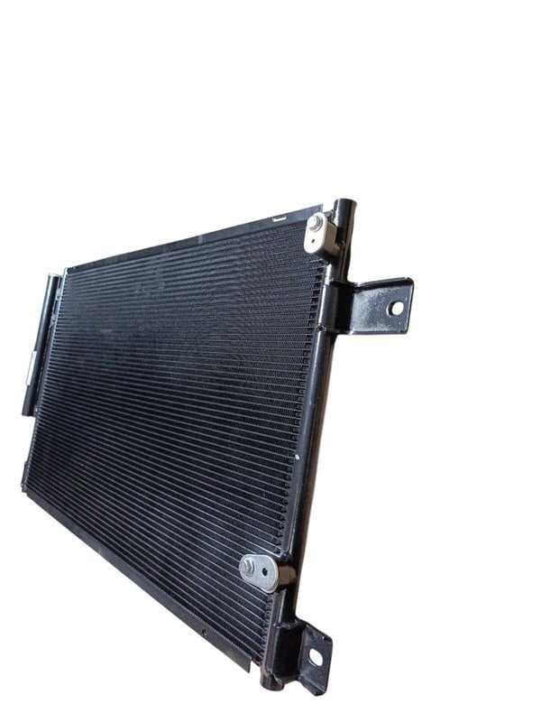 Toyota Avensis 2.0 D4D 04/05- Klima Kondenseri - Brazing