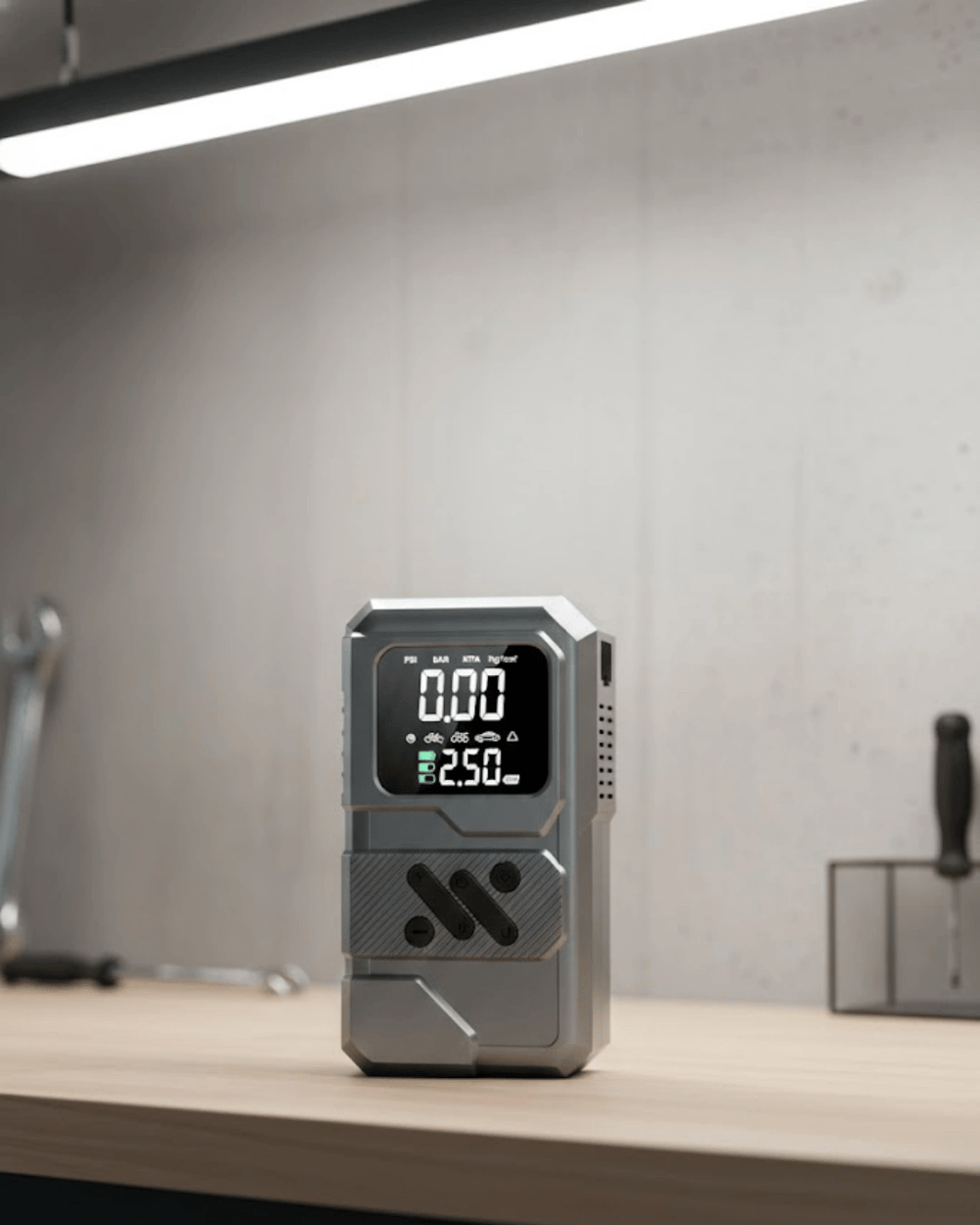 Araçlar İçin Akü Takviye Lastik Şişirme ve Powerbank Cihazı