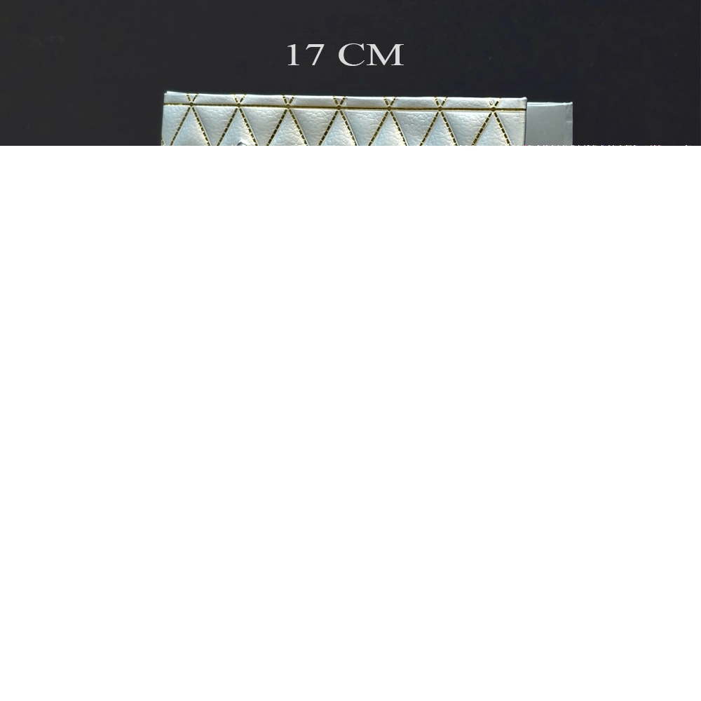 Gümüş Geometrik Desenli Orta Boy Karton Hediye Çantası
