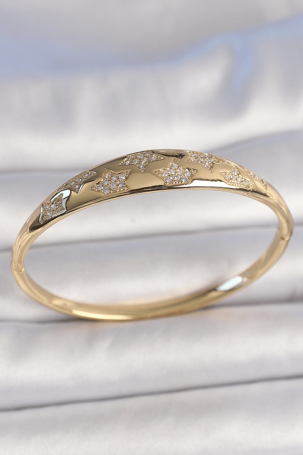Pirinç Gold Renk Zirkon Taşlı Yıldız İşlemeli Kadın Kelepçe