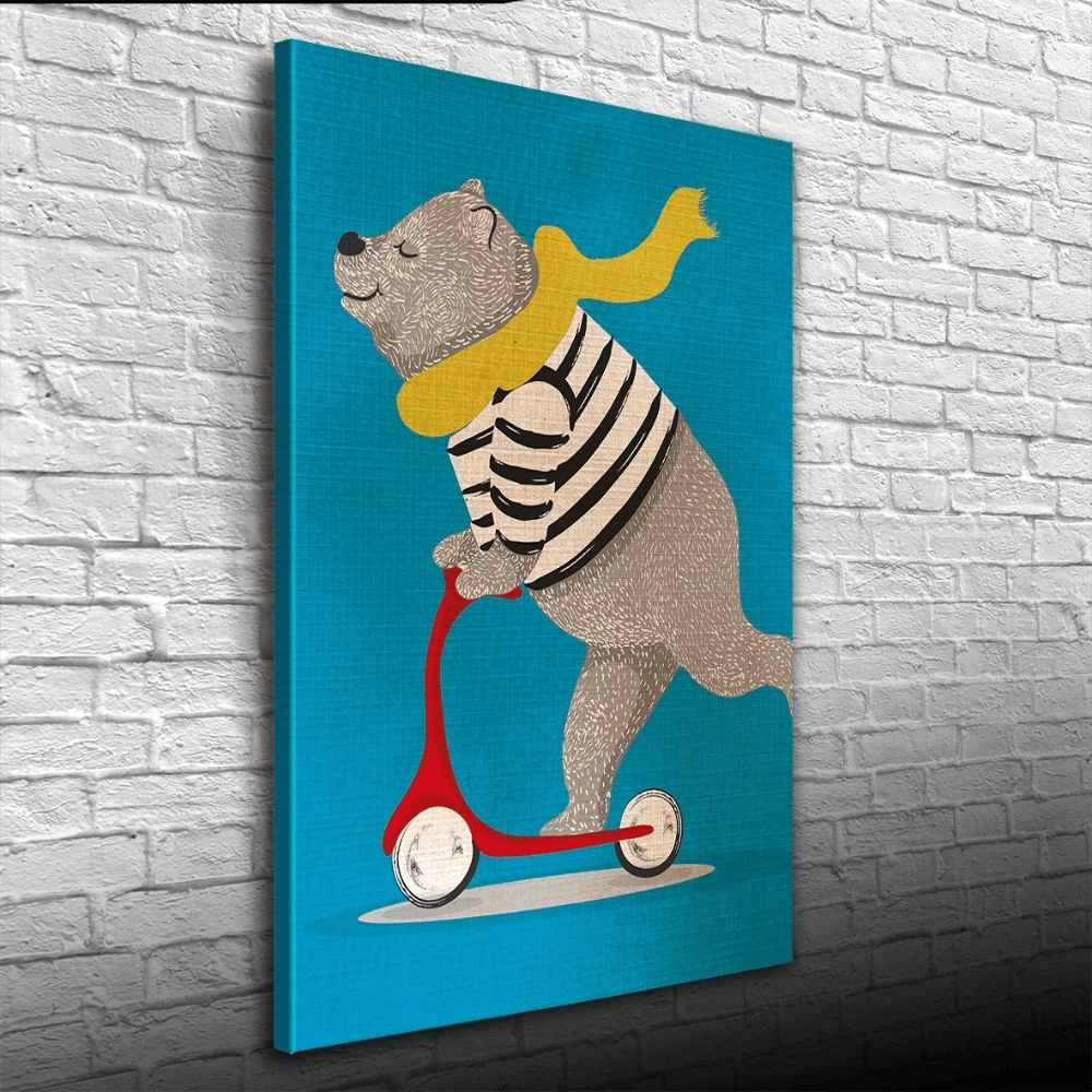 Scooter Süren Sevimli Ayı Kanvas Tablo 50 x 70