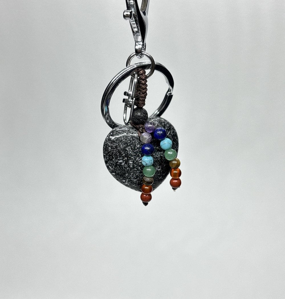 LAV DOĞALTAŞ ANAHTARLIK CHARM KALP