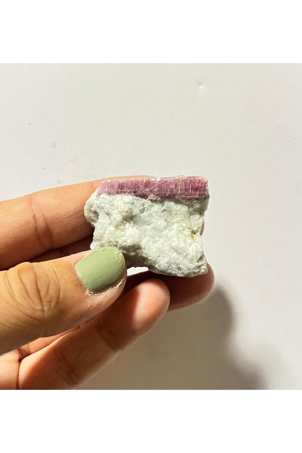 Pembe Turmalin Doğaltaş Dinginlik Taşı